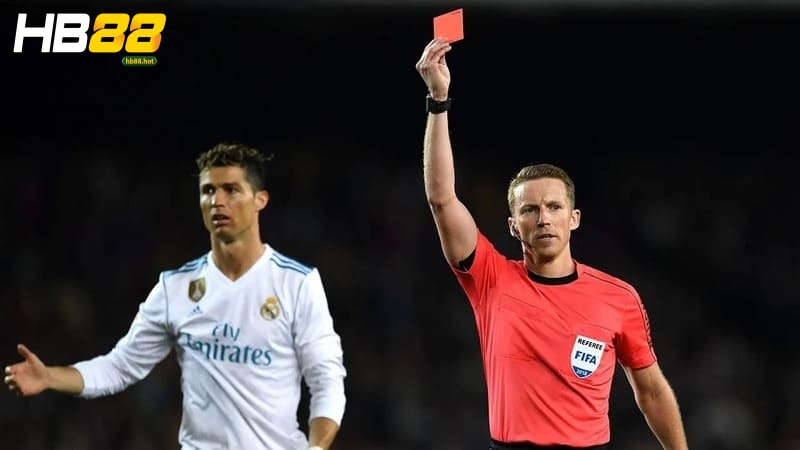 Người chơi cần chú ý áp dụng kinh nghiệm bắt kèo chấp về thẻ phạt